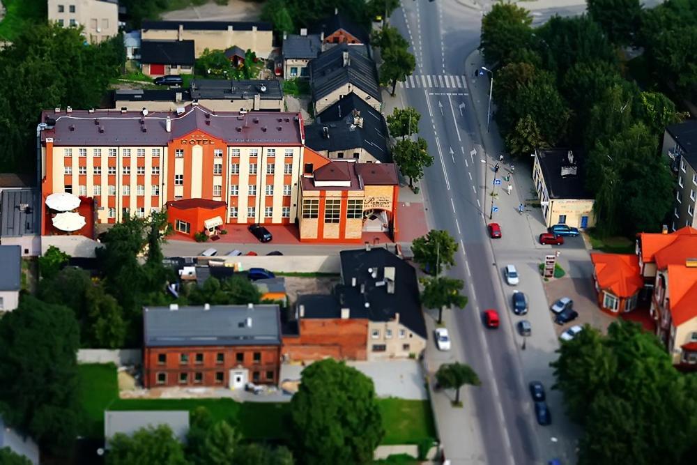 Hotel Piemont Pabianice Extérieur photo