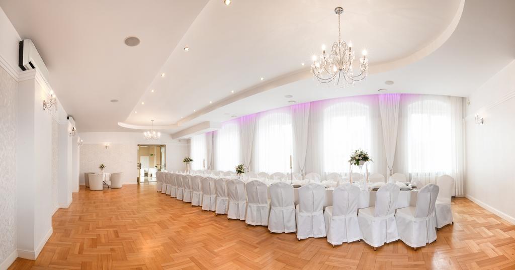 Hotel Piemont Pabianice Extérieur photo