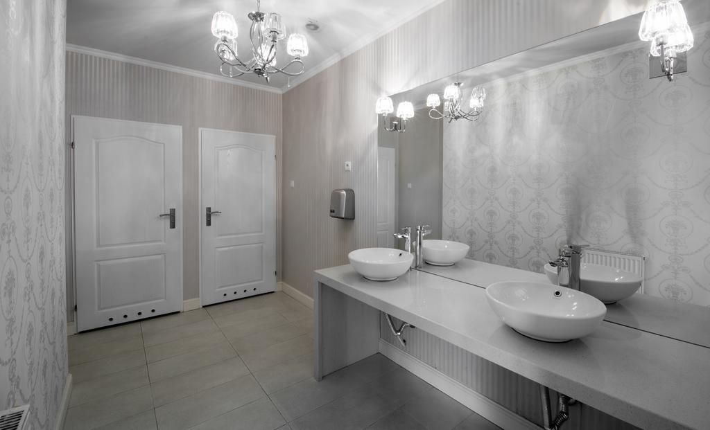 Hotel Piemont Pabianice Extérieur photo